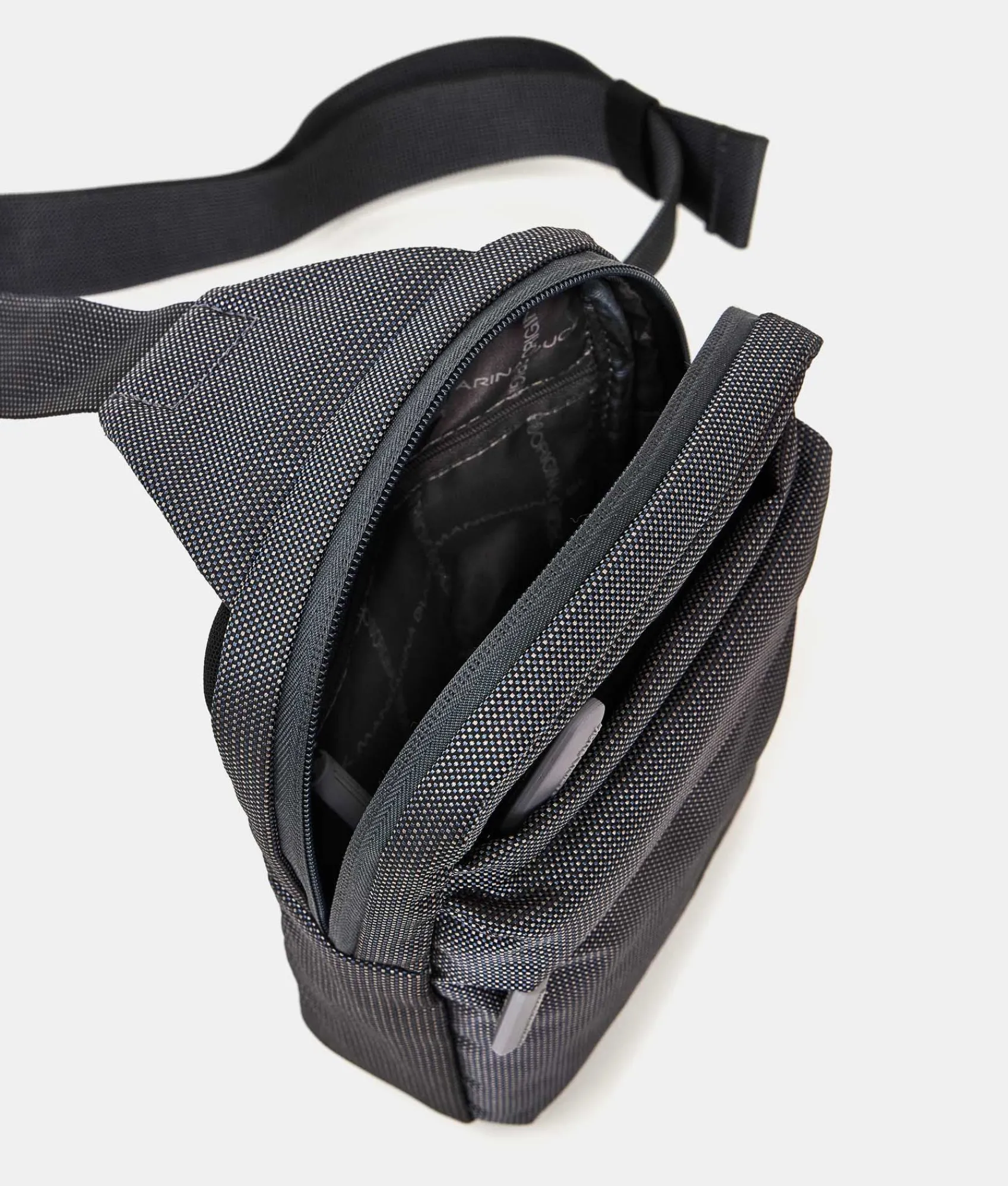 Outlet Mandarina Duck DISTRICT Sling Bag Steel