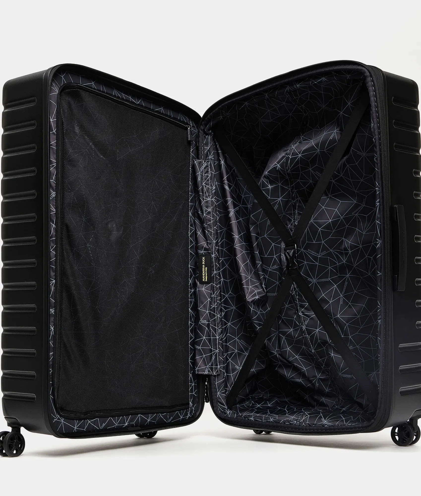 Clearance Mandarina Duck FLYDUCK Large Expandable Trolley | cm 75X39X33/36 Black