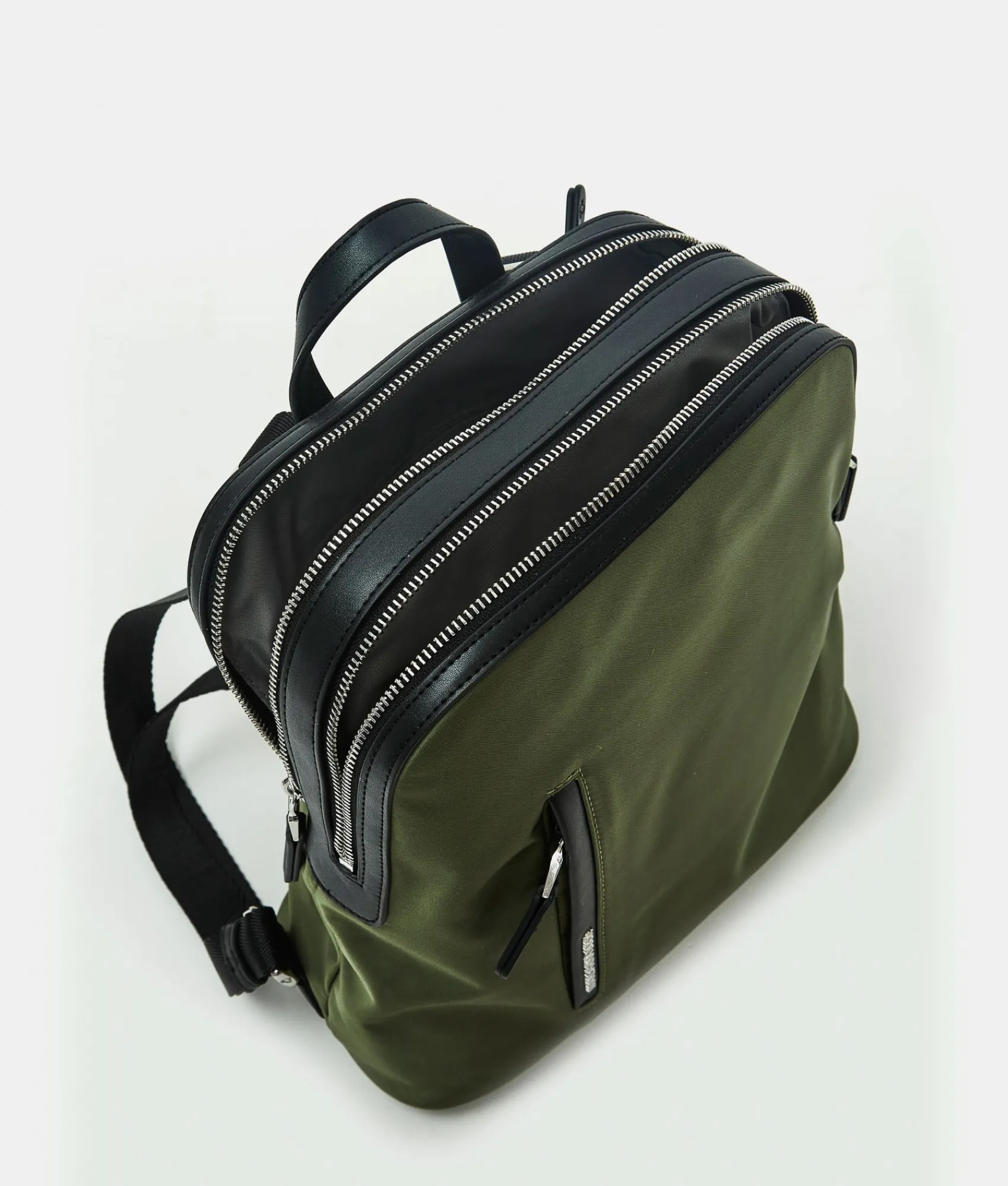 Discount Mandarina Duck HUNTER Backpack MilitaryGreen