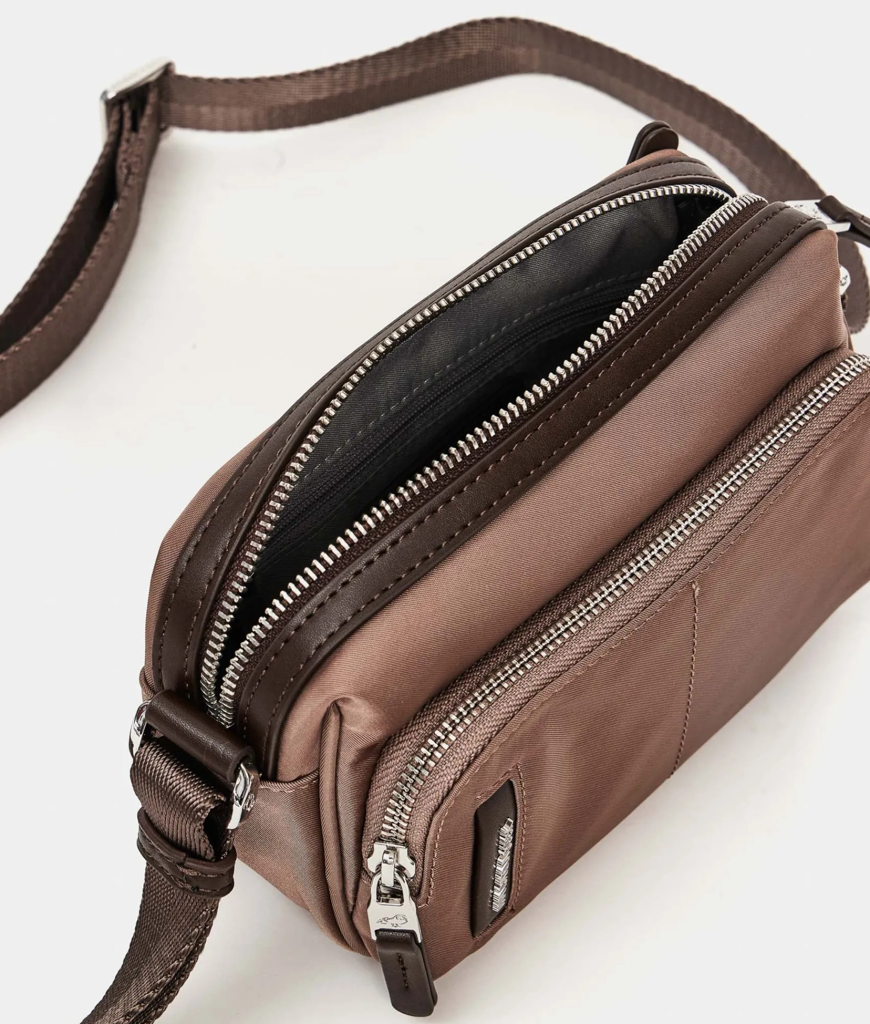 Outlet Mandarina Duck HUNTER Small Crossbody Bag Beaver