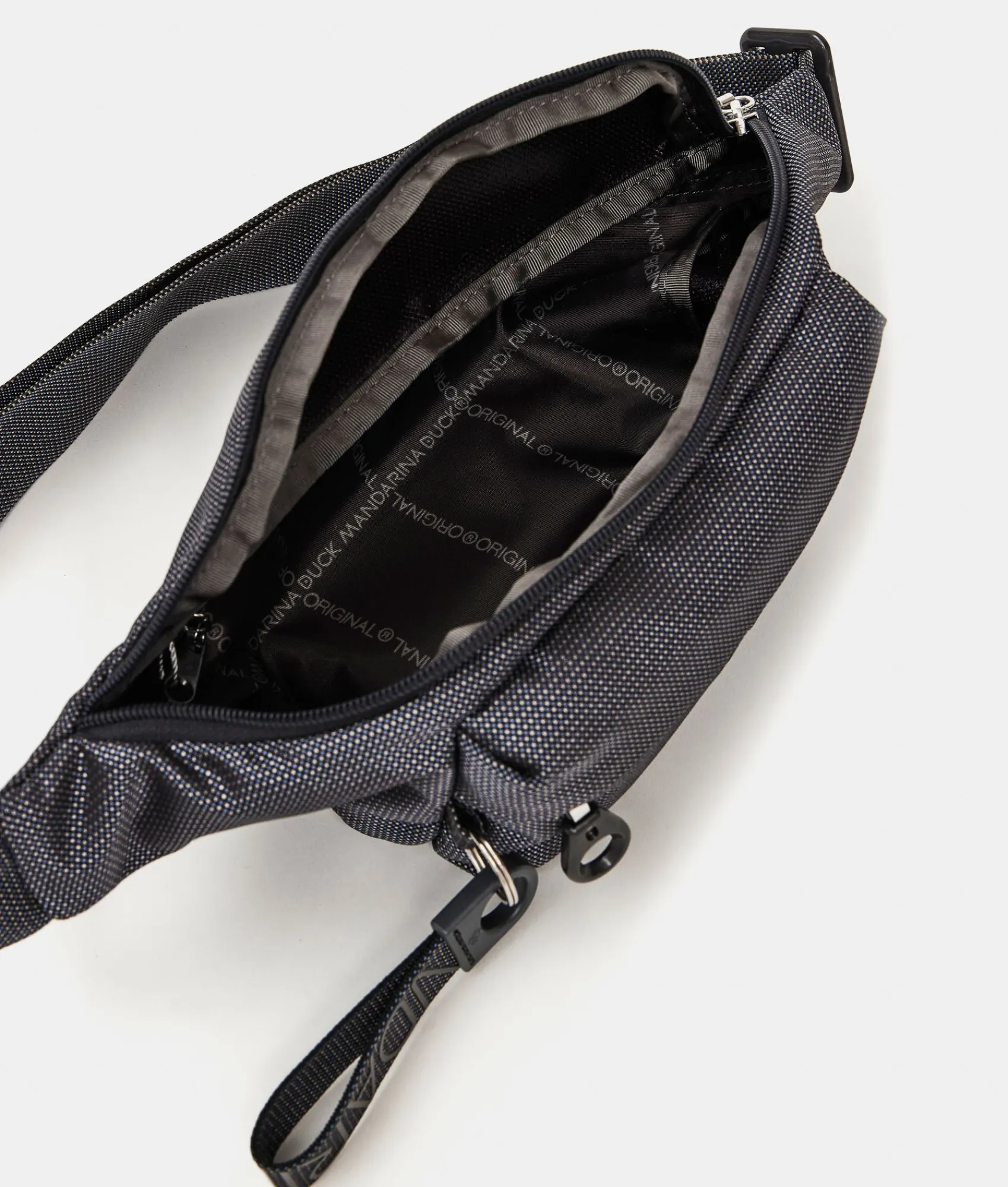 Outlet Mandarina Duck MD20 Belt Bag Steel