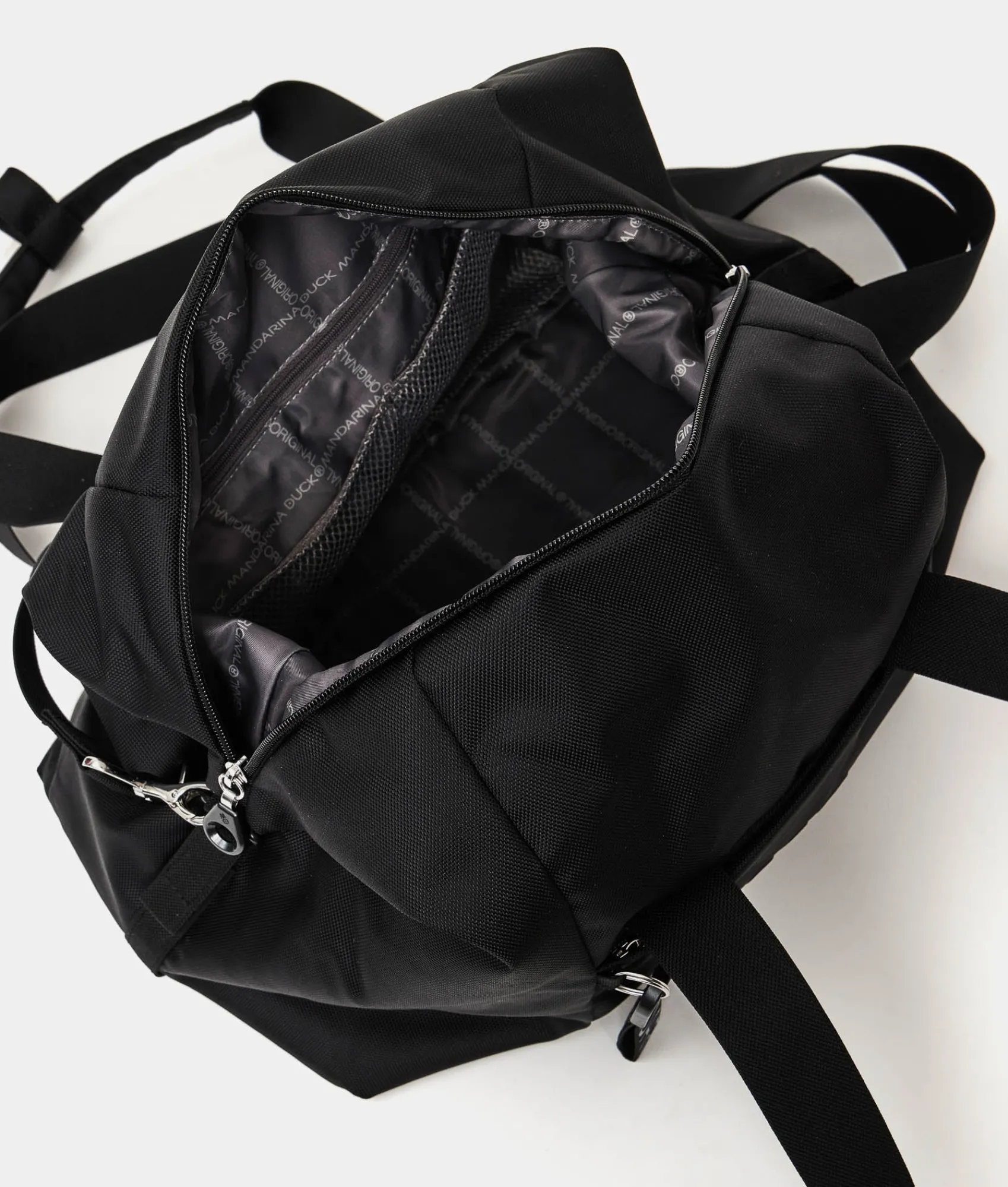 Fashion Mandarina Duck MD20 Duffel Bag Black